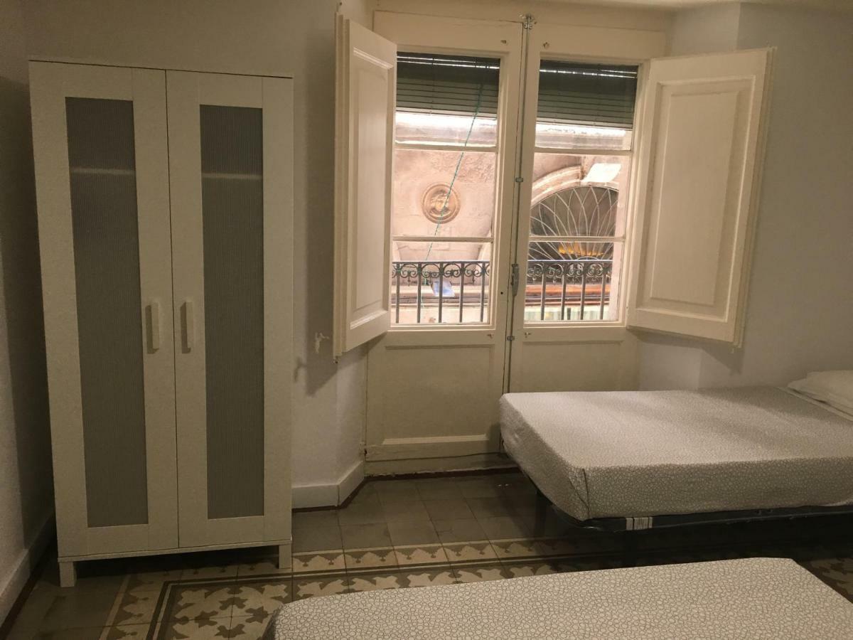Sleeping Inn Барселона Экстерьер фото