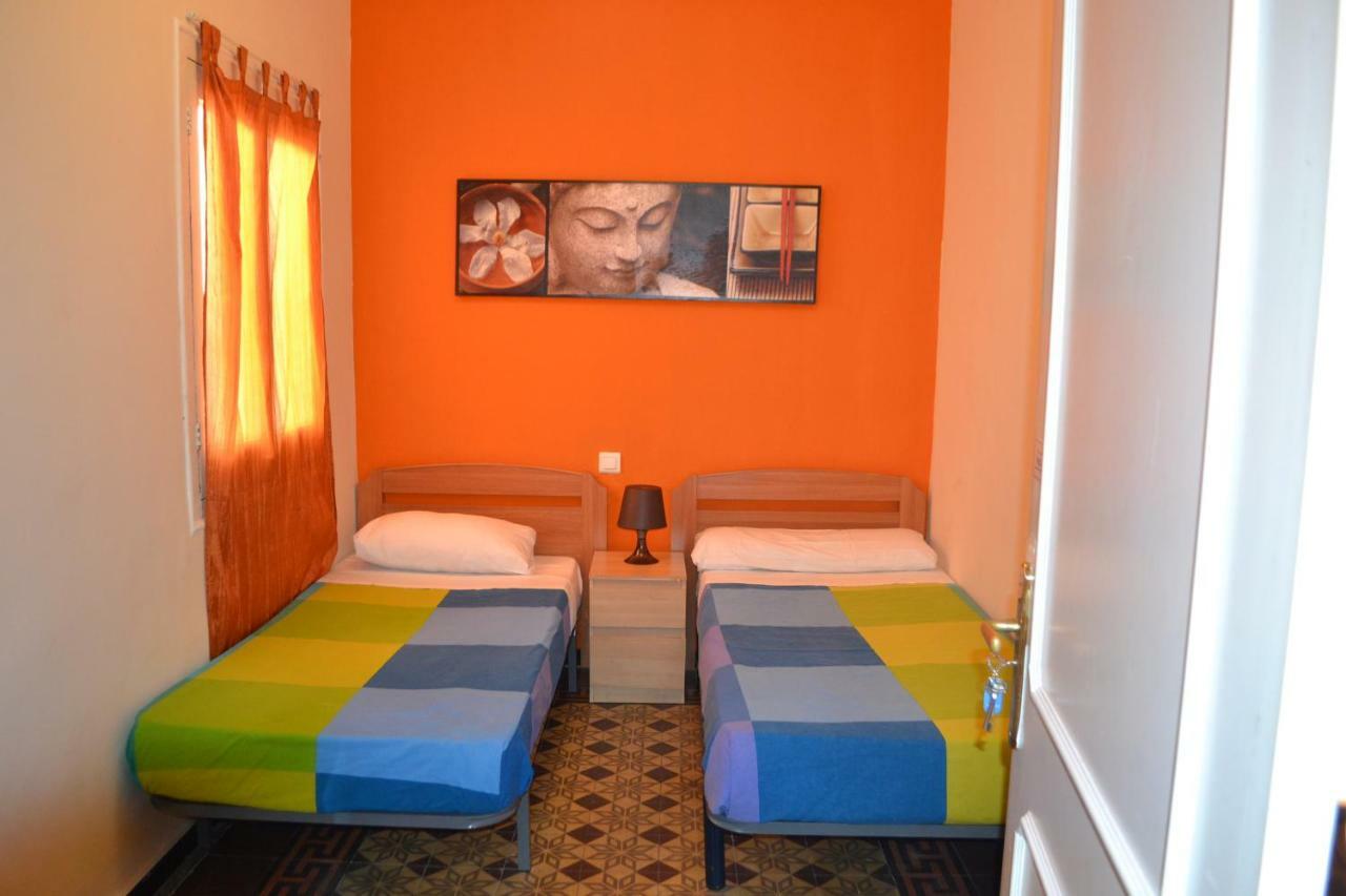 Sleeping Inn Барселона Экстерьер фото